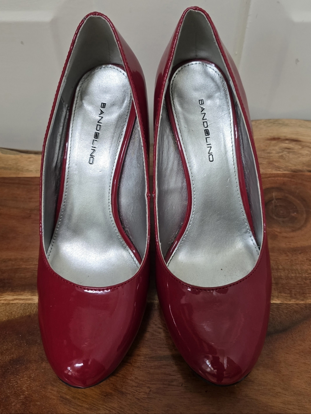 Bandolino Patent Red Women's Pumps Size 7.5M, 3.5 Inches Heels